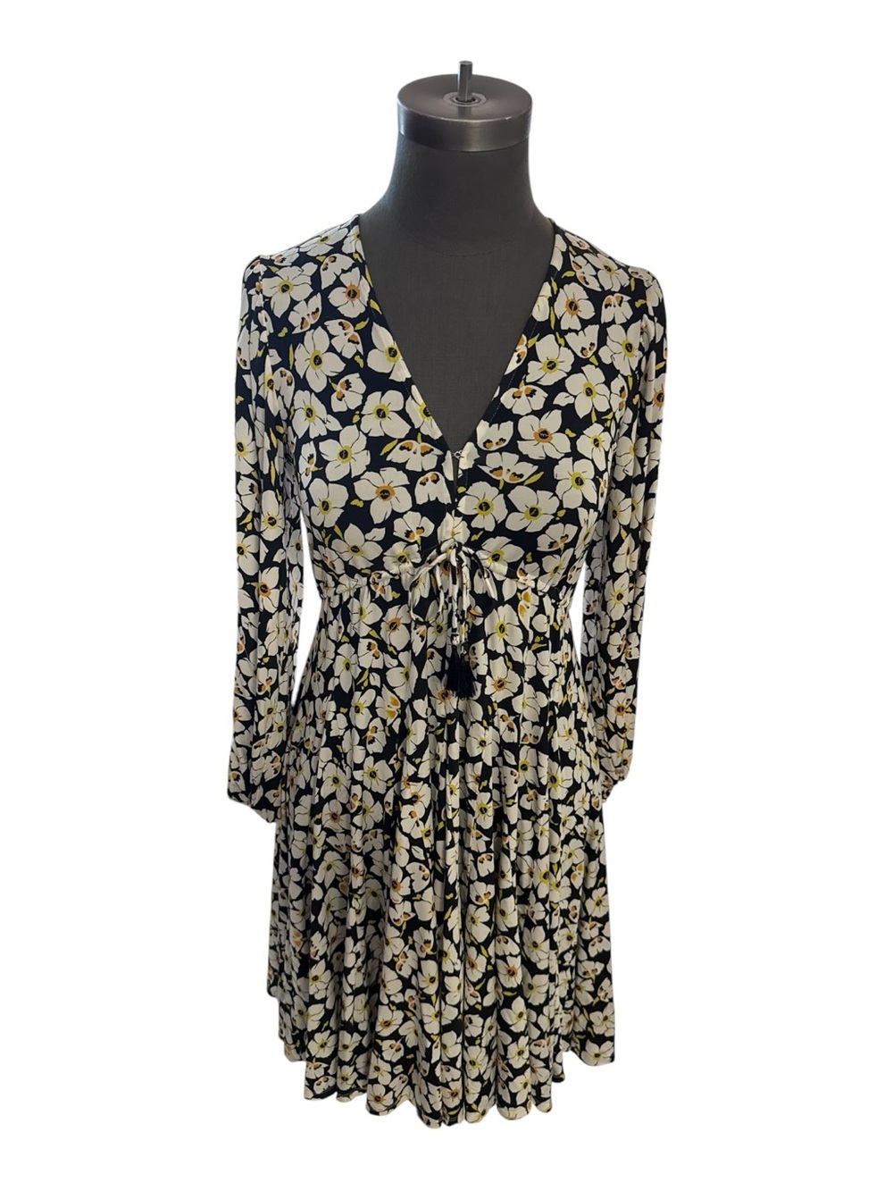 HALE BOB Daeja Floral Jersey Dress XS Black White Mini Boho Luxe - Picture 3 of 12